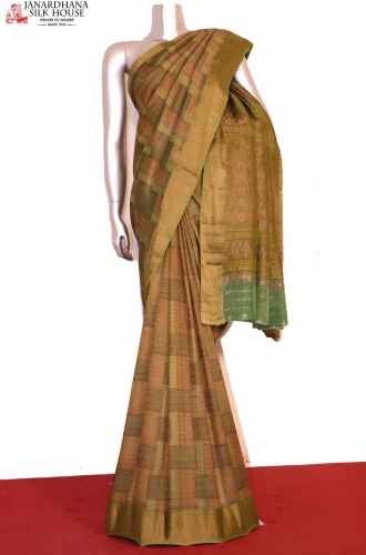 Abstract Exclusive Pure Crepe Silk Saree